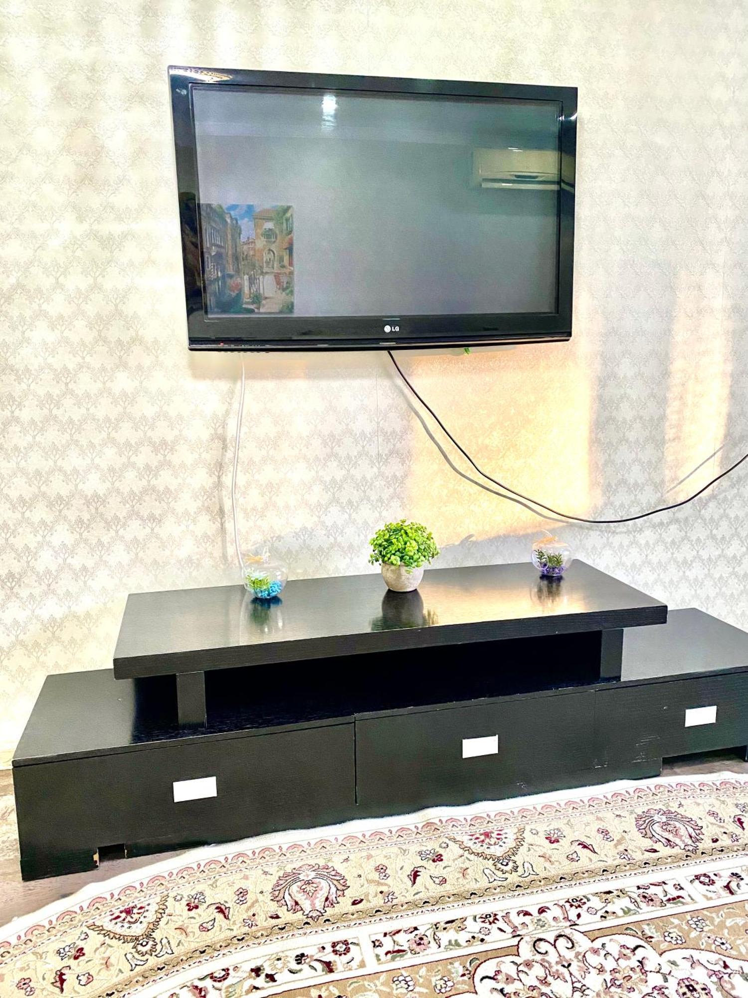 Прекрасная Квартира На Арбате В Алматы Zewnętrze zdjęcie